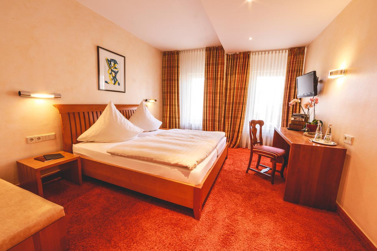 Hotel Loewen Eggenstein-Leopoldshafen Luaran gambar